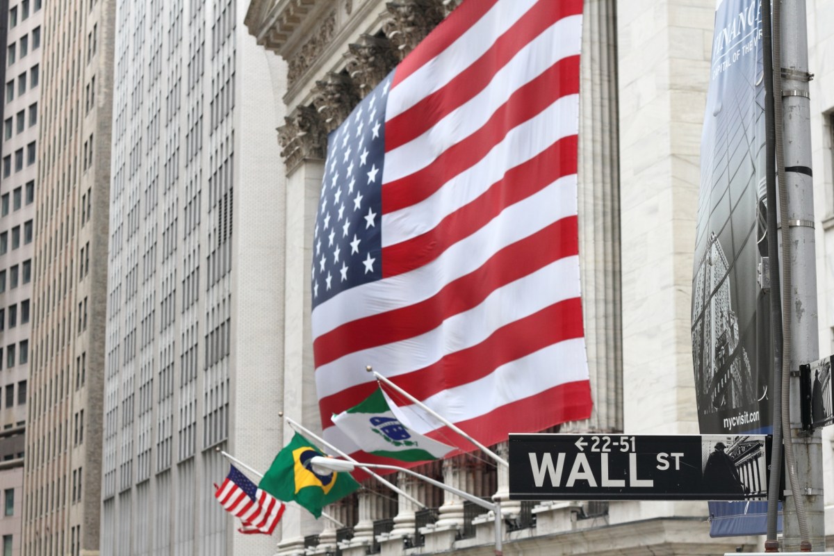 米国株と日本株はどっちに投資するべき？特徴・リスク・魅力を比較